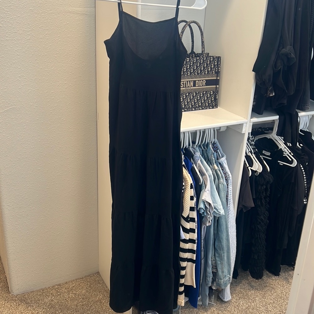 H&M black tiered black maxi dress